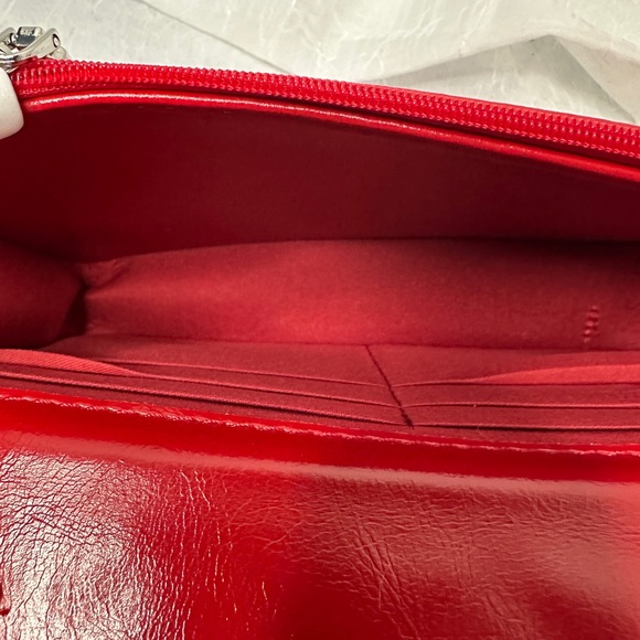 Badgley Mischka Red Quilted Crossbody Bag - Picture 2 of 6